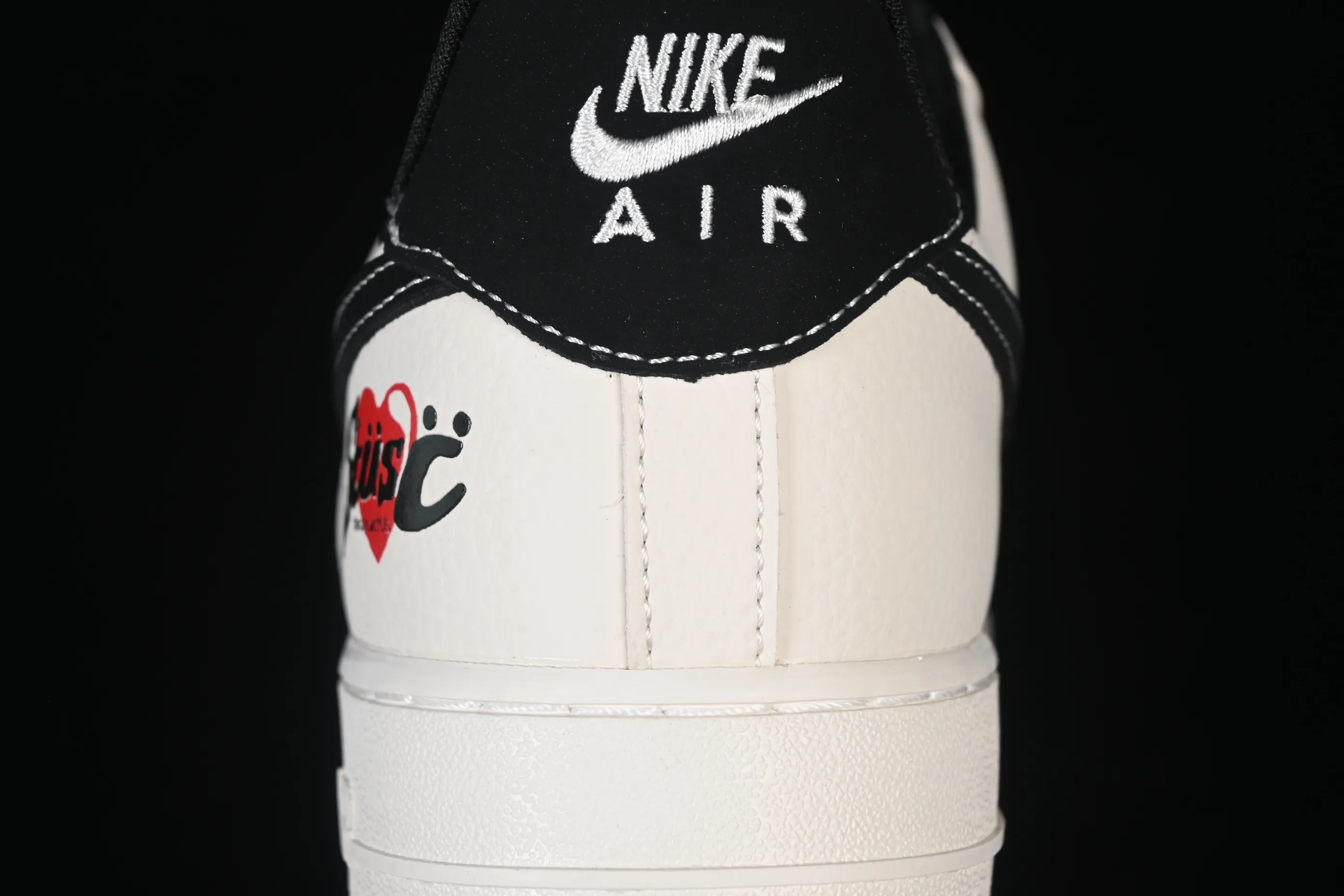 All categories Nk Air Force 1 Air Force series Nk Air Force 1 Low Air Force low-top Nike Air Force 1'07 Low Valentine's Day theme Air Force 1 low-top casual sneakers DW8806-006